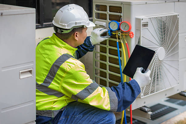 Professional Hvac technician working in Eureka, NV